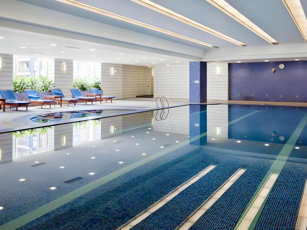 Crowne Plaza Shanghai Pudong By Ihg Exterior photo